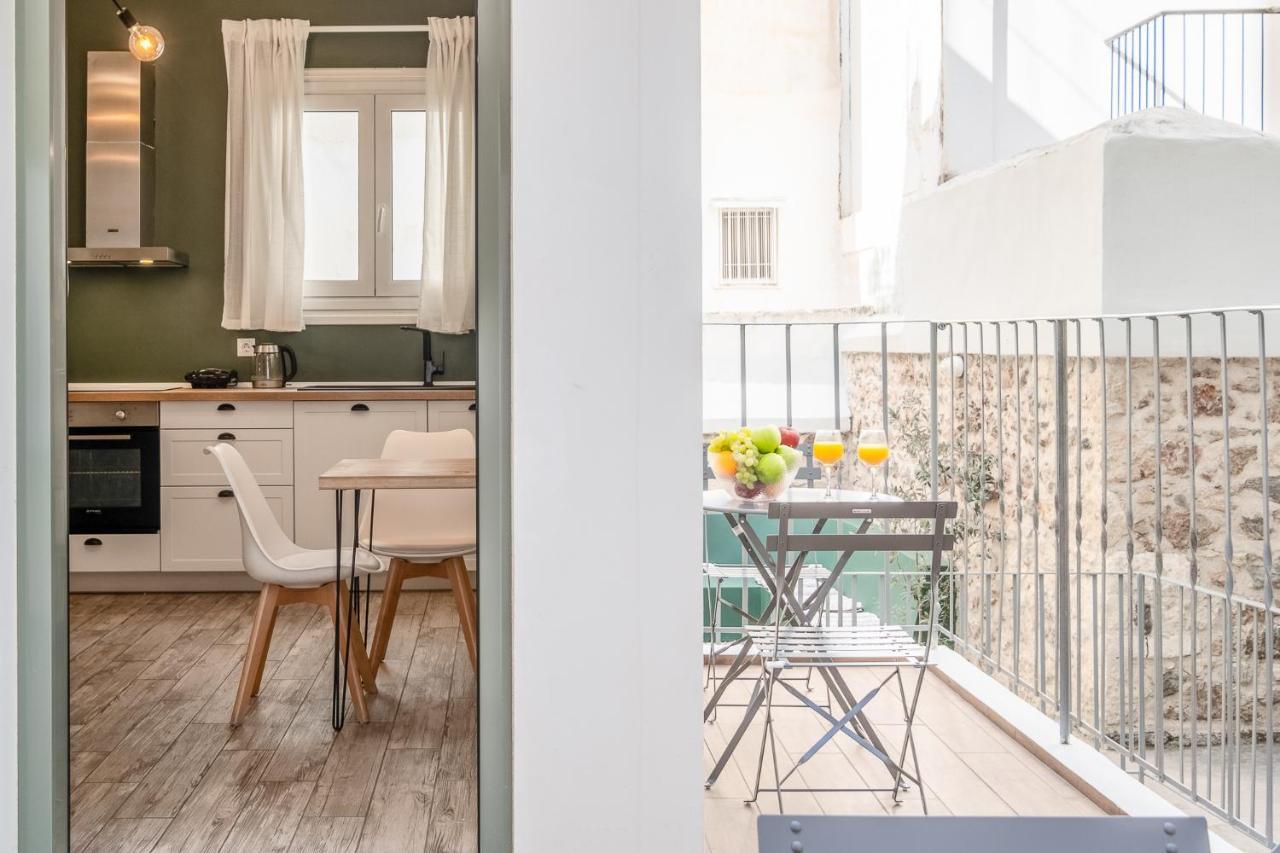 Central5 Boutique Apartments With Common Garden Next To Metro Atenas Exterior foto