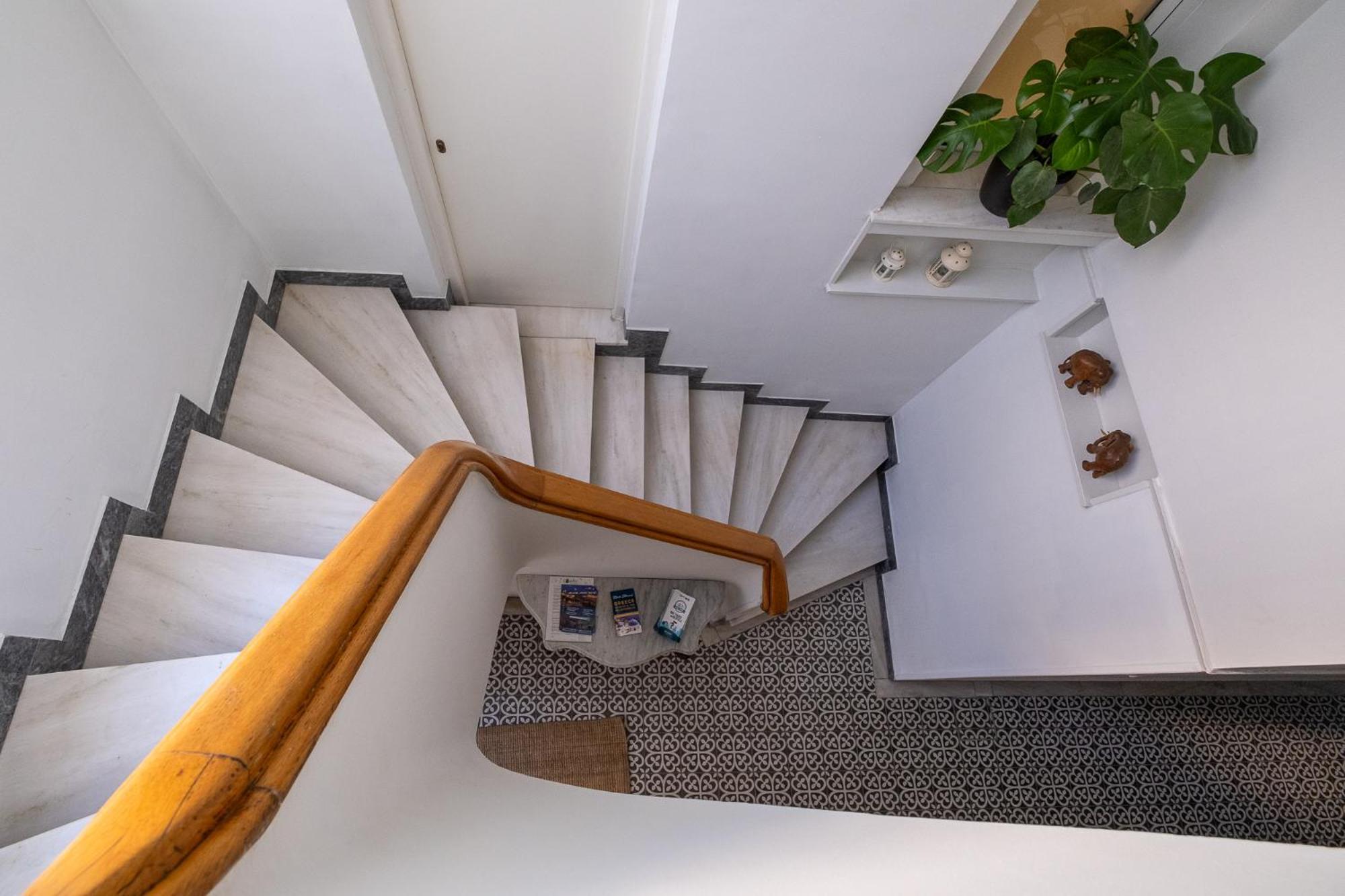 Central5 Boutique Apartments With Common Garden Next To Metro Atenas Exterior foto