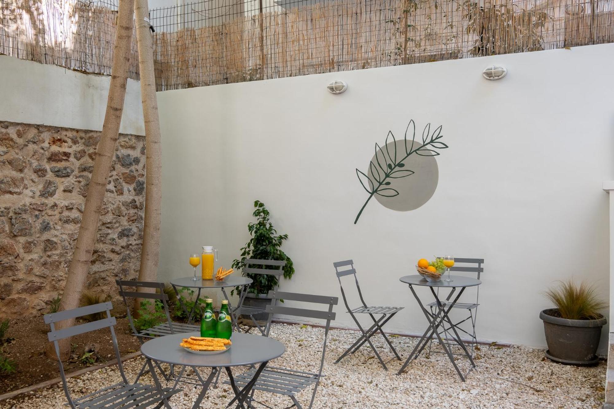 Central5 Boutique Apartments With Common Garden Next To Metro Atenas Exterior foto