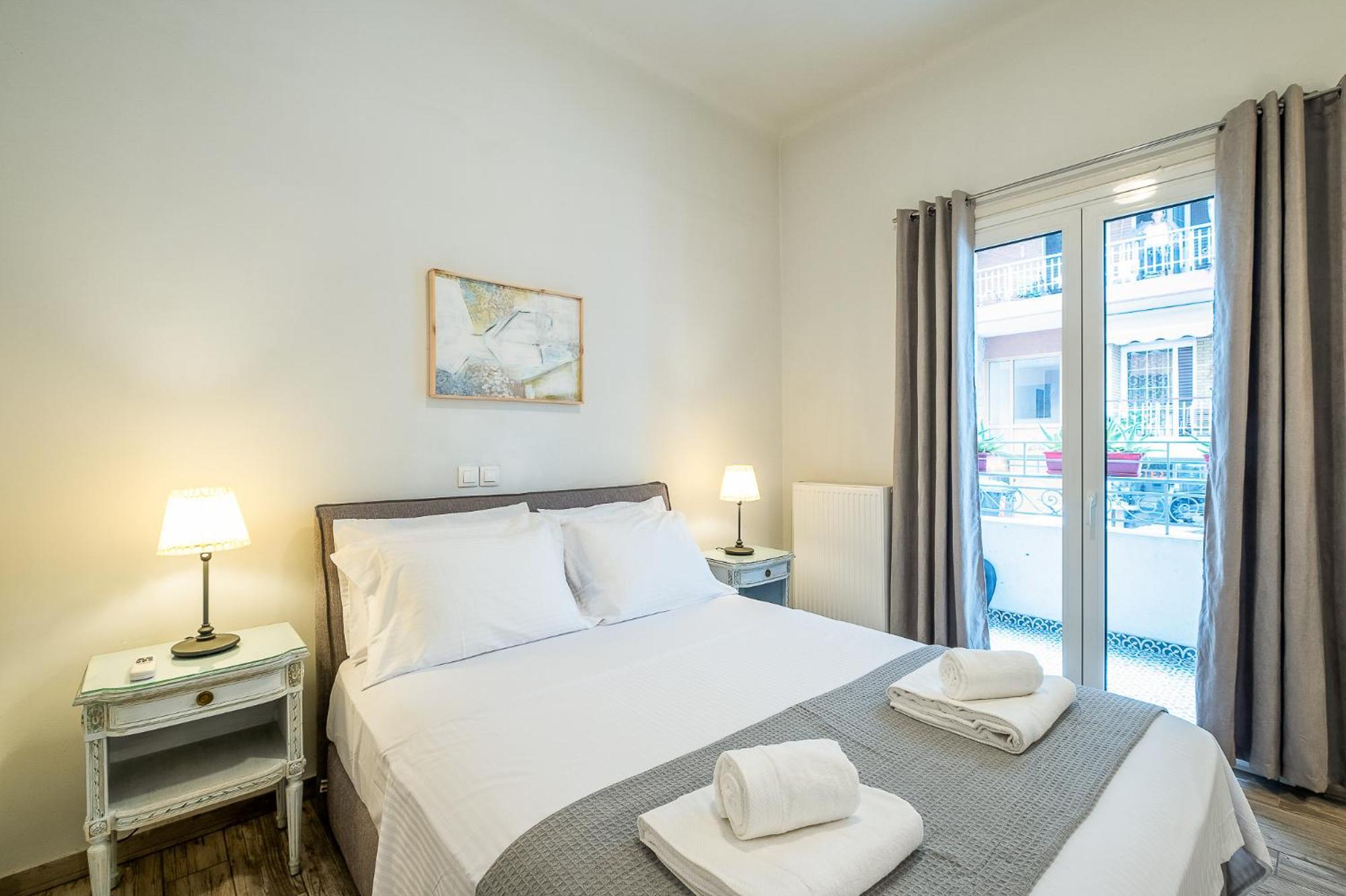 Central5 Boutique Apartments With Common Garden Next To Metro Atenas Exterior foto