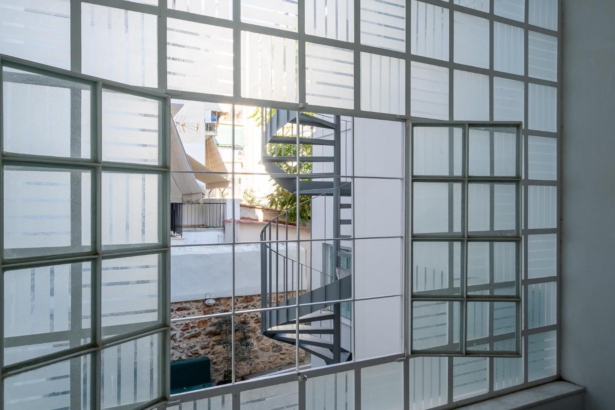 Central5 Boutique Apartments With Common Garden Next To Metro Atenas Exterior foto